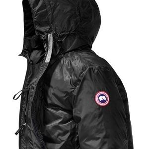 Damaged Size:L Men’s Canada Goose Jacket!